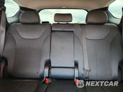 Zdjęcie 10 z 14 samochodu: 2019 HYUNDAI SANTA FE SE VIN:5NMS23AD1KH035820 - miniatura