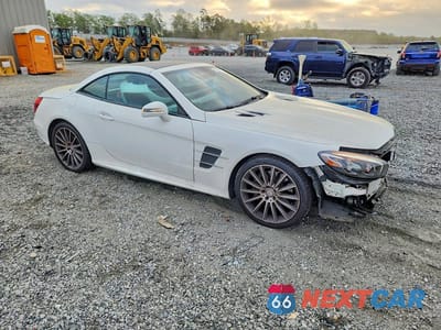 Czwarte zdjęcie samochodu z boku: 2017 MERCEDES-BENZ SL 450 VIN:WDDJK6GA8HF046903 - miniatura