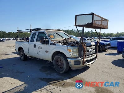 Czwarte zdjęcie samochodu z boku: 2011 FORD F-250 SUPER DUTY VIN:1FT7X2ATXBEB29190 - miniatura