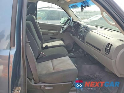 Zdjęcie 10 z 12 samochodu: 2009 CHEVROLET SILVERADO K1500 VIN:1GCEK14X99Z211817 - miniatura