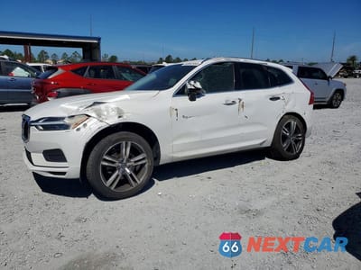 2020 VOLVO XC60 T5 MOMENTUM YV4102DK0L1488566 - główne zdjęcie licytacji z USA - miniatura