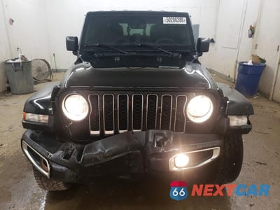 Piąte zdjęcie samochodu w środku: 2023 JEEP GLADIATOR OVERLAND VIN:1C6HJTFG2PL550435 - miniatura