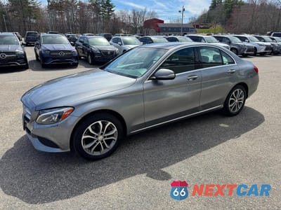 Drugie zdjęcie samochodu z przodu: 2015 MERCEDES-BENZ C 300 4MATIC VIN:55SWF4KBXFU006816 - miniatura