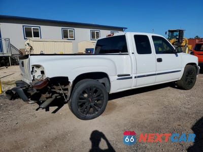 Trzecie zdjęcie samochodu z tyłu: 2002 GMC NEW SIERRA C1500 VIN:1GTEC19T12Z345360 - miniatura