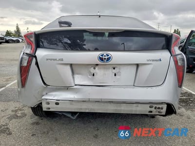 Zdjęcie 6 z 12 samochodu: 2017 TOYOTA PRIUS TWO VIN:JTDKBRFU8H3552096 - miniatura