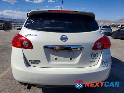 Zdjęcie 6 z 14 samochodu: 2015 NISSAN ROGUE SELECT S VIN:JN8AS5MV2FW764928 - miniatura