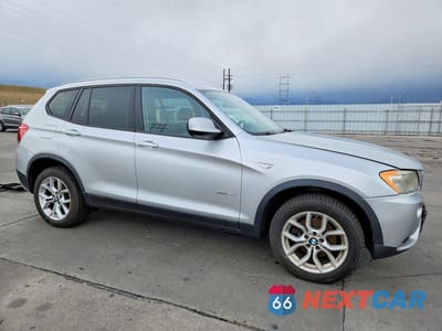 Czwarte zdjęcie samochodu z boku: 2011 BMW X3 XDRIVE35I VIN:5UXWX7C55BLL15446 - miniatura