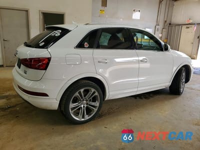 Trzecie zdjęcie samochodu z tyłu: 2016 AUDI Q3 PREMIUM PLUS VIN:WA1EFCFS5GR025023 - miniatura