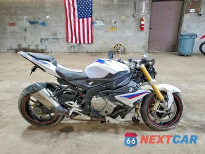 2021 BMW S 1000 R WB10D6203M6D55459 - główne zdjęcie licytacji z USA - miniatura