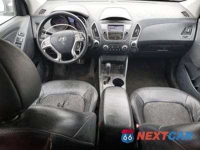 Zdjęcie 8 z 12 samochodu: 2010 HYUNDAI TUCSON GLS VIN:KM8JU3AC3AU111067 - miniatura