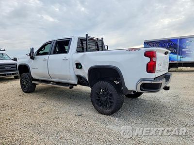 Drugie zdjęcie samochodu z przodu: 2020 CHEVROLET SILVERADO K2500 HEAVY DUTY LT VIN:1GC4YNEY1LF340815 - miniatura