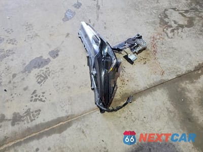 Zdjęcie 13 z 14 samochodu: 2022 TOYOTA COROLLA CROSS LE VIN:7MUBAABG0NV011175 - miniatura