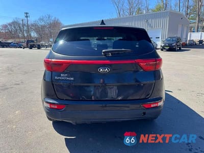 Zdjęcie 6 z 12 samochodu: 2017 KIA SPORTAGE LX VIN:KNDPMCACXH7077250 - miniatura