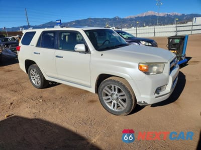 Czwarte zdjęcie samochodu z boku: 2012 TOYOTA 4RUNNER LIMITED VIN:JTEBU5JR0C5106619 - miniatura