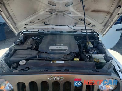 Zdjęcie 11 z 11 samochodu: 2015 JEEP WRANGLER UNLIMITED SPORT VIN:1C4BJWDG1FL572816 - miniatura