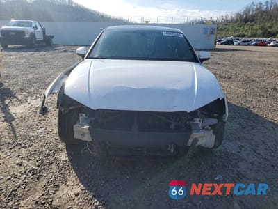 Piąte zdjęcie samochodu w środku: 2018 AUDI A3 PREMIUM PLUS VIN:WAUJ8GFF3J1013254 - miniatura