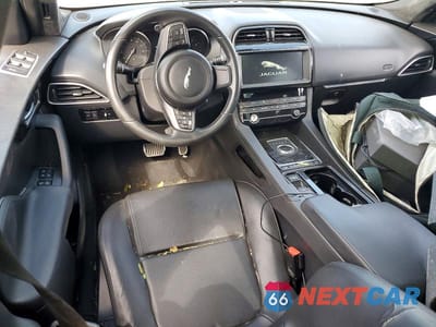 Zdjęcie 8 z 13 samochodu: 2019 JAGUAR F-PACE PREMIUM VIN:SADCJ2FX2KA609733 - miniatura