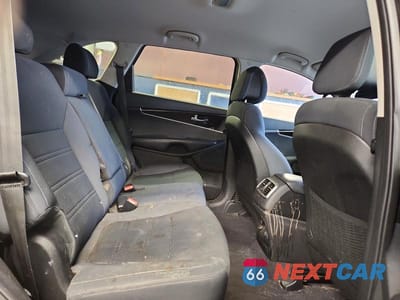 Zdjęcie 11 z 12 samochodu: 2017 KIA SORENTO LX V6 VIN:5XYPGDA54HG210473 - miniatura