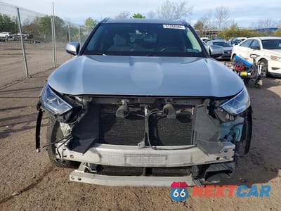 Piąte zdjęcie samochodu w środku: 2020 TOYOTA HIGHLANDER LIMITED VIN:5TDDZRBH2LS045053 - miniatura