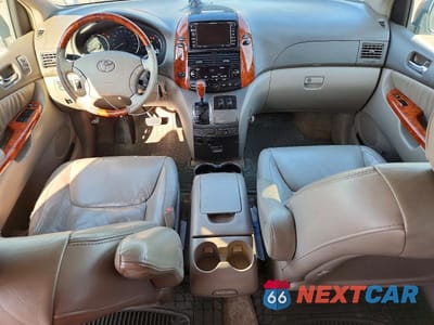 Zdjęcie 8 z 13 samochodu: 2006 TOYOTA SIENNA XLE LIMITED 7 PASSENGER VIN:5TDBA22C16S075109 - miniatura