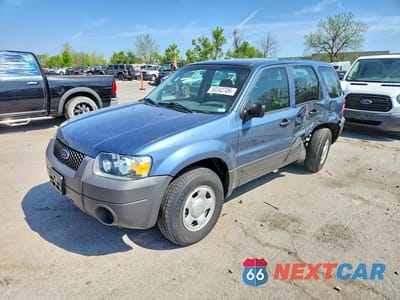 2005 FORD ESCAPE XLS 1FMYU92Z75KA16095 - główne zdjęcie licytacji z USA - miniatura