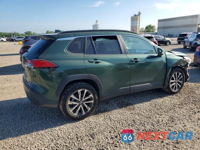 Trzecie zdjęcie samochodu z tyłu: 2022 TOYOTA COROLLA CROSS XLE VIN:7MUDAABG3NV002706 - miniatura
