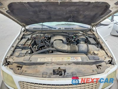 Zdjęcie 12 z 13 samochodu: 2002 FORD EXPEDITION EDDIE BAUER VIN:1FMRU17W32LA47547 - miniatura