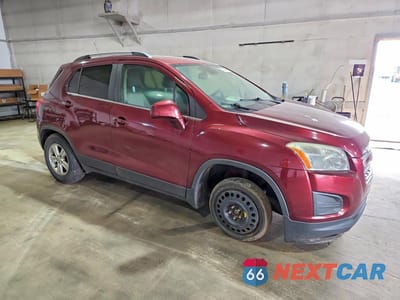 Czwarte zdjęcie samochodu z boku: 2016 CHEVROLET TRAX 1LT VIN:3GNCJLSB7GL178843 - miniatura