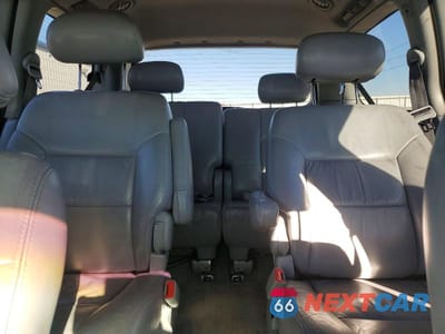 Zdjęcie 10 z 14 samochodu: 2002 TOYOTA SIENNA XLE VIN:4T3ZF13C82U444386 - miniatura
