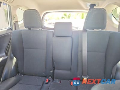 Zdjęcie 10 z 13 samochodu: 2016 TOYOTA RAV4 XLE VIN:JTMWFREV1GD082633 - miniatura