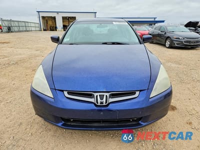 Piąte zdjęcie samochodu w środku: 2004 HONDA ACCORD LX VIN:1HGCM56354A032167 - miniatura