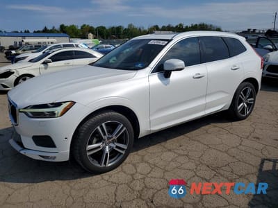 2018 VOLVO XC60 T5 MOMENTUM YV4102RK3J1065096 - główne zdjęcie licytacji z USA - miniatura