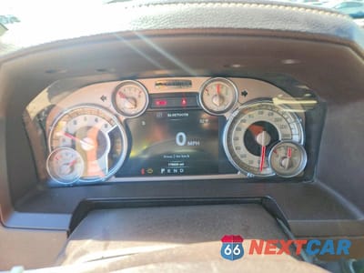 Zdjęcie 9 z 12 samochodu: 2014 RAM 3500 LONGHORN VIN:3C63RRKL5EG108784 - miniatura