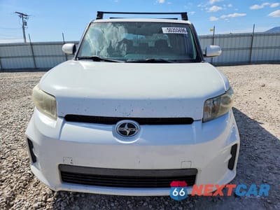 Piąte zdjęcie samochodu w środku: 2012 SCION XB BASE VIN:JTLZE4FE1C1141892 - miniatura