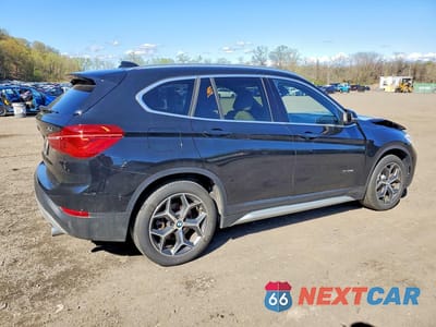 Trzecie zdjęcie samochodu z tyłu: 2018 BMW X1 XDRIVE28I VIN:WBXHT3Z33J4A66194 - miniatura