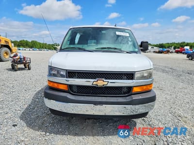 Piąte zdjęcie samochodu w środku: 2018 CHEVROLET EXPRESS G3500 LT VIN:1GAZGPFG6J1260553 - miniatura