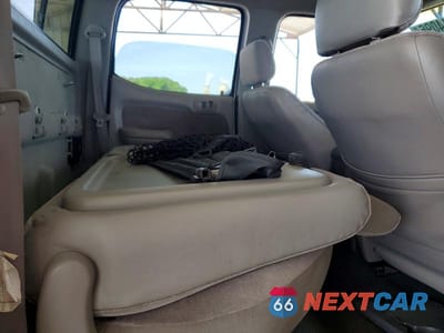 Zdjęcie 10 z 12 samochodu: 2002 TOYOTA TACOMA DOUBLE CAB PRERUNNER VIN:5TEGN92N02Z077368 - miniatura