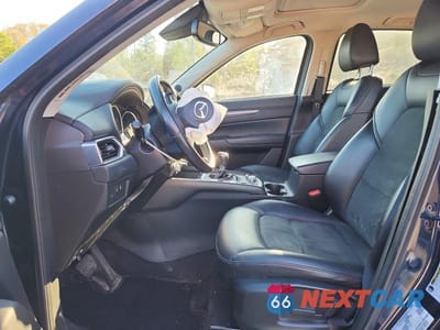 Zdjęcie 7 z 14 samochodu: 2019 MAZDA CX-5 TOURING VIN:JM3KFBCM7K0553109 - miniatura