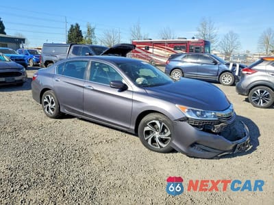 Czwarte zdjęcie samochodu z boku: 2017 HONDA ACCORD LX VIN:1HGCR2F32HA245843 - miniatura