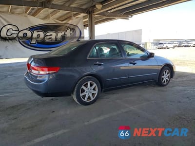 Trzecie zdjęcie samochodu z tyłu: 2004 HONDA ACCORD EX VIN:1HGCM66564A097746 - miniatura