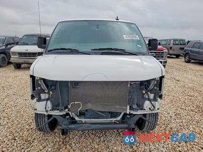 Piąte zdjęcie samochodu w środku: 2024 CHEVROLET EXPRESS 2500 CARGO UTILITY / SERVICE VAN VIN:1GCWGAF71R1289493 - miniatura