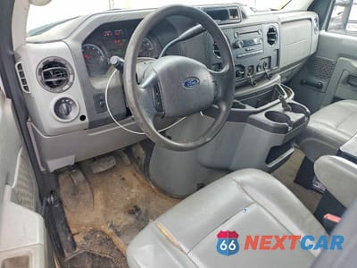 Zdjęcie 8 z 12 samochodu: 2014 FORD E250 DELIVERY VAN VIN:1FTNE2EW1EDA85981 - miniatura