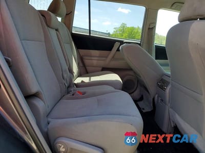 Zdjęcie 11 z 12 samochodu: 2013 TOYOTA HIGHLANDER PLUS VIN:5TDZK3EH9DS097168 - miniatura