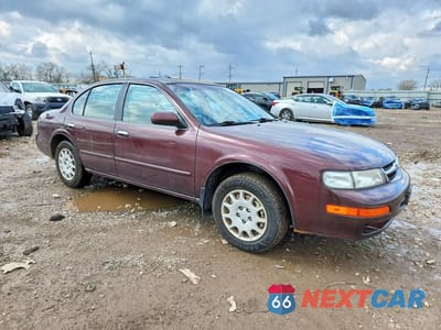 Czwarte zdjęcie samochodu z boku: 1998 NISSAN MAXIMA GXE VIN:JN1CA21DXWT607119 - miniatura