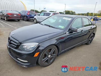 2011 MERCEDES-BENZ C 300 4MATIC WDDGF8BB5BR138132 - główne zdjęcie licytacji z USA - miniatura