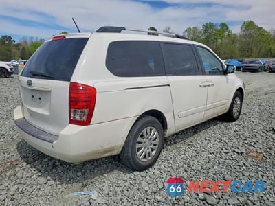 Trzecie zdjęcie samochodu z tyłu: 2011 KIA SEDONA LX VIN:KNDMG4C75B6364430 - miniatura