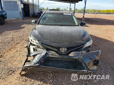 Piąte zdjęcie samochodu w środku: 2018 TOYOTA CAMRY SE VIN:4T1B11HK5JU571166 - miniatura