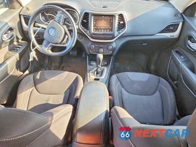 Zdjęcie 8 z 13 samochodu: 2015 JEEP CHEROKEE LATITUDE VIN:1C4PJMCB0FW604962 - miniatura