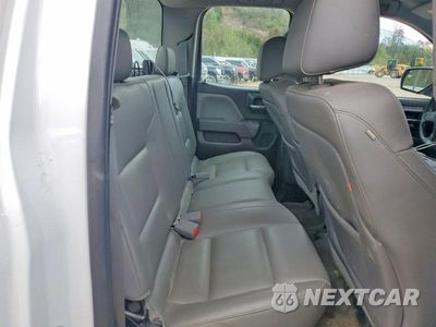 Zdjęcie 10 z 12 samochodu: 2015 CHEVROLET SILVERADO K2500 HEAVY DUTY VIN:1GC2KUEG7FZ548873 - miniatura