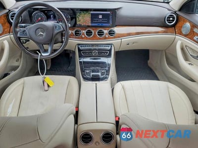 Zdjęcie 8 z 12 samochodu: 2017 MERCEDES-BENZ E 300 4MATIC VIN:WDDZF4KBXHA226909 - miniatura